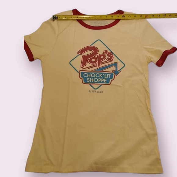 Riverdale shirt.size S, Color Yellow - Picture 4 of 5